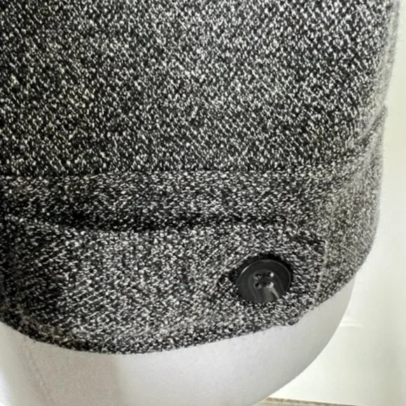 LIZ CLAIBORNE PETITE ZIPPERED JACKET - SIZE 4 - Picture 5 of 5